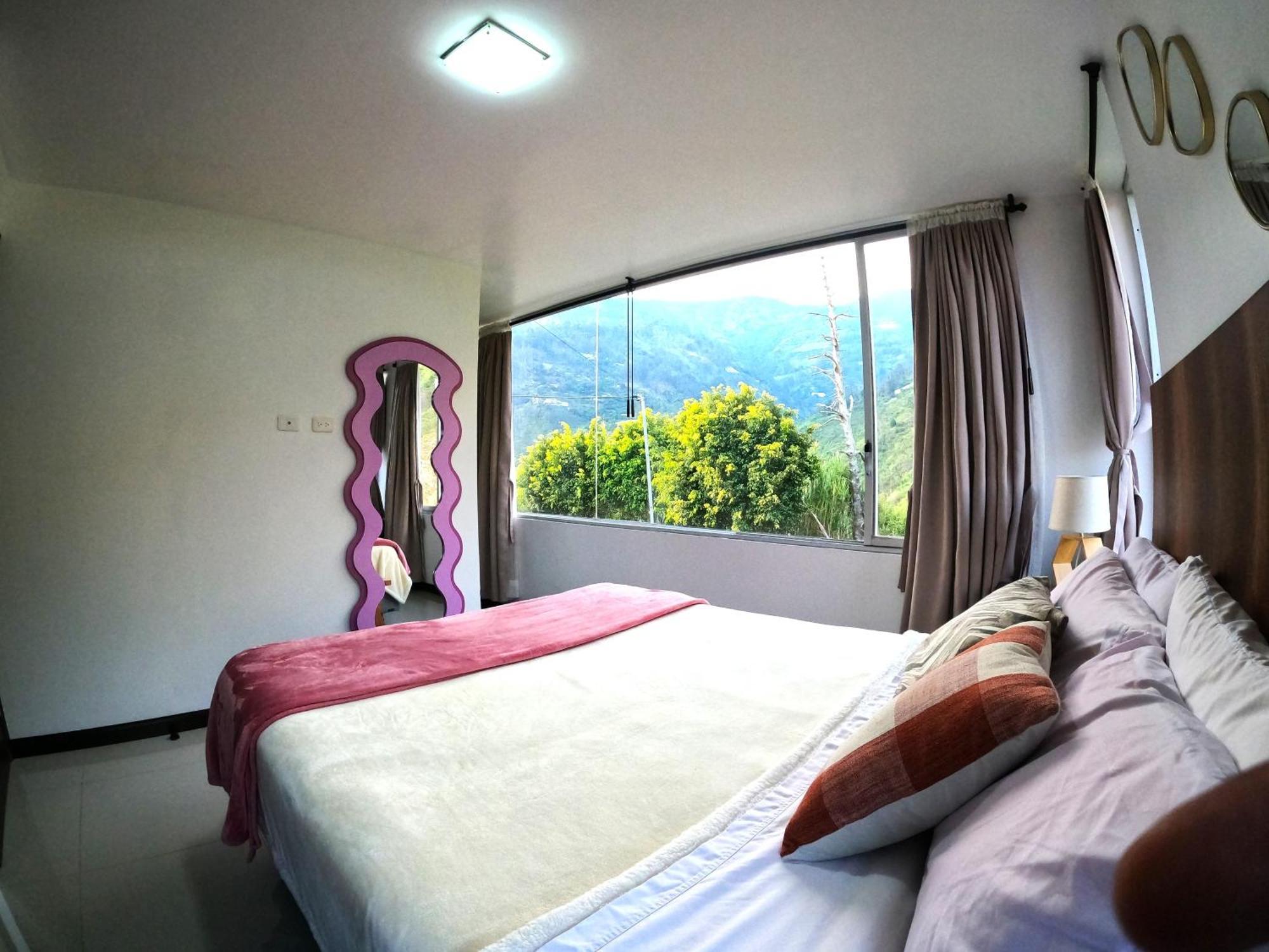 Casa Vista Hermosa بانيوس المظهر الخارجي الصورة